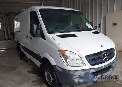 2012 Mercedes-Benz Sprinter 2500 Normal Roof from USA, damaged, VIN WD3PE7CC5C5662771